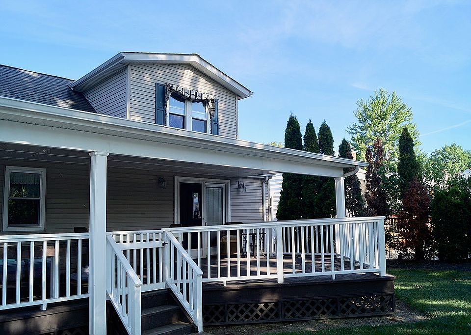 2 Spacious Covered Porches