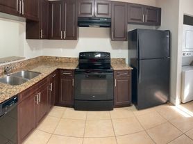 Glenwood 114, 2 beds 2.0 baths (1151 sqft)