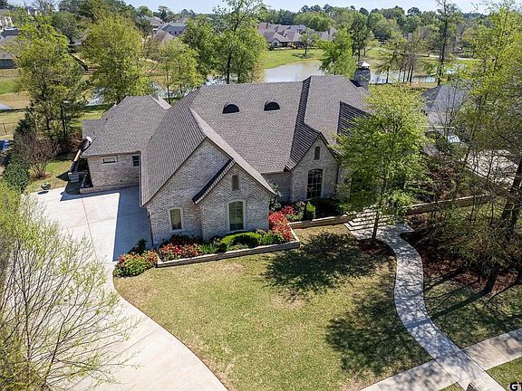 3rd image of 7550 Northlake Dr