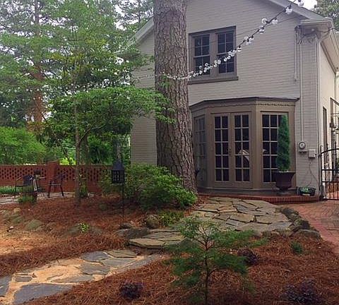 5th image of 101 Laurel Ave W