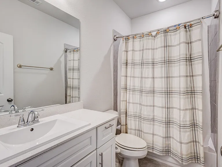 4248 Del Rey Ave — Photo 34