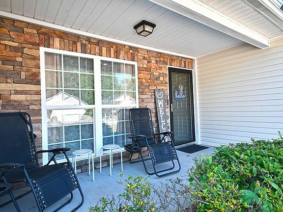 4th image of 108 Rudolph Ct
