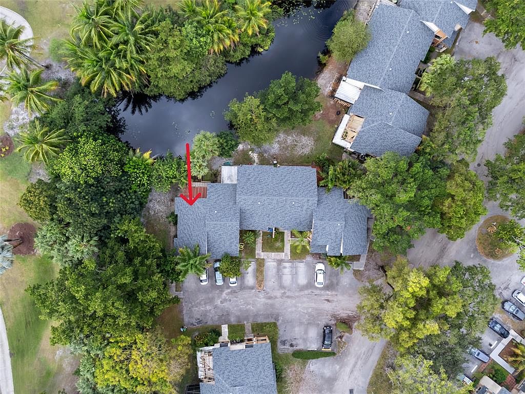 225 Wimbledon Lake Dr #225