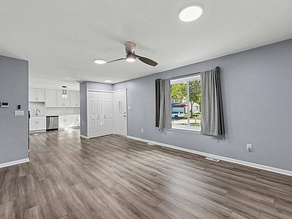 4th image of 2923 Quartz Dr