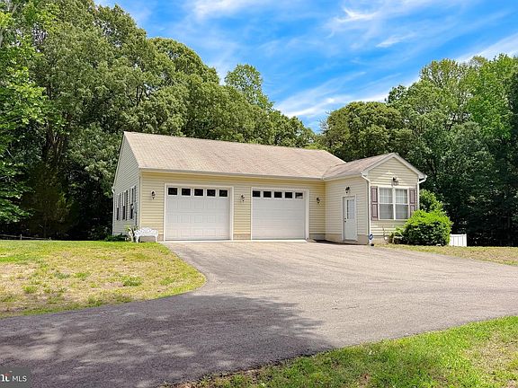4th image of 290 Chapel Hills Dr