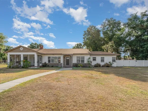 118 S Oak Ave, Fort Meade, FL 33841