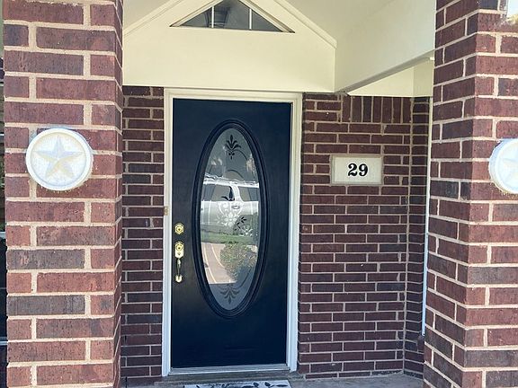3rd image of 29 Southridge Dr