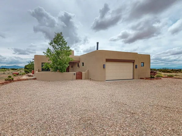 3 Garbosa Rd, Santa Fe, NM 87508