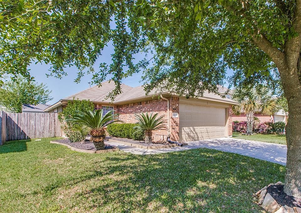 1st image of 4403 Plumeria Ave