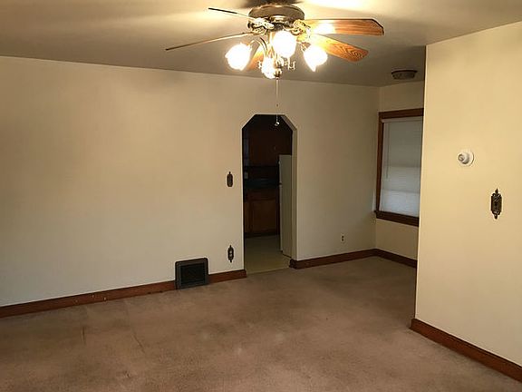 5th image of 1043 N Horsman St