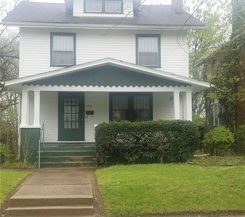 1st image of 1616 W Grand Ave