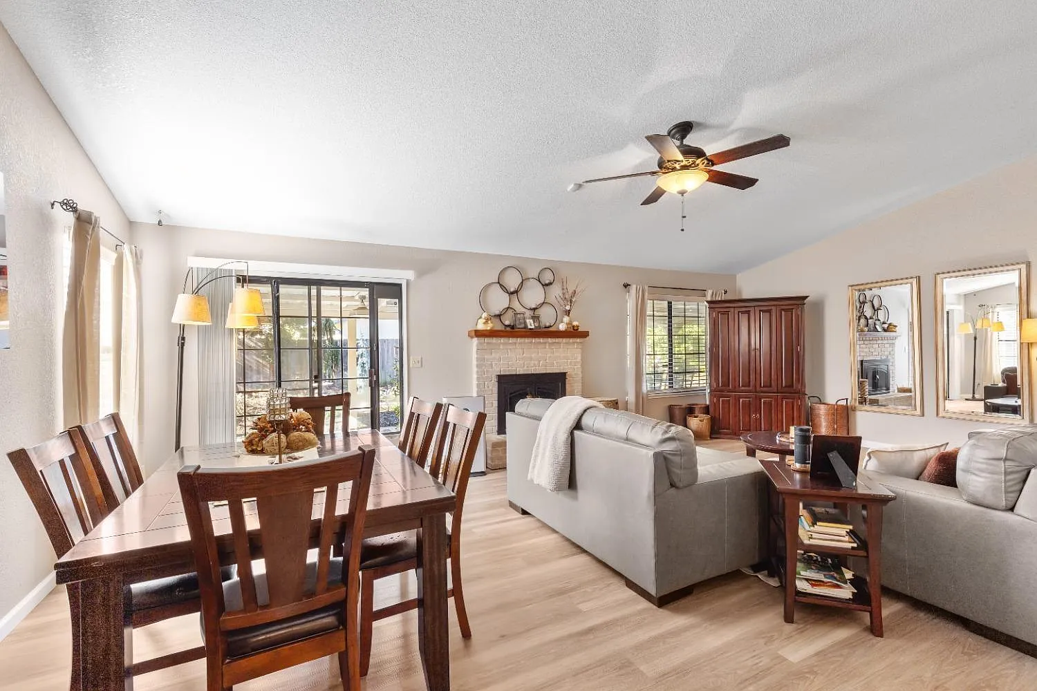 3 bed, $5,000 — Photo 3
