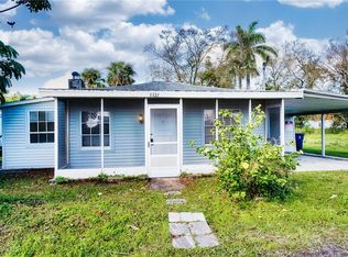 1137 4th Way, North Fort Myers, FL 33903