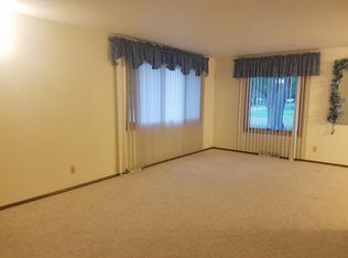 209 Cedar St, Williams, IA 50271