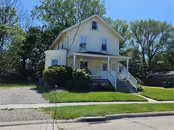 4th image of 1303 Madison Ave