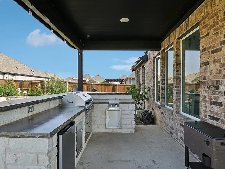 2804 Fireside Ln — Photo 16