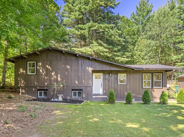 3233 Thirteen Mile Rd NE, Rockford, MI 49341