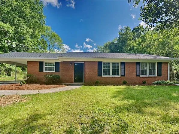 2331 Woodgreen Rd, Winston Salem, NC 27106