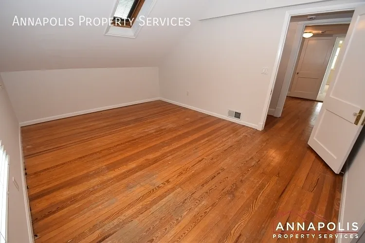 33 Glen Ave — Photo 23