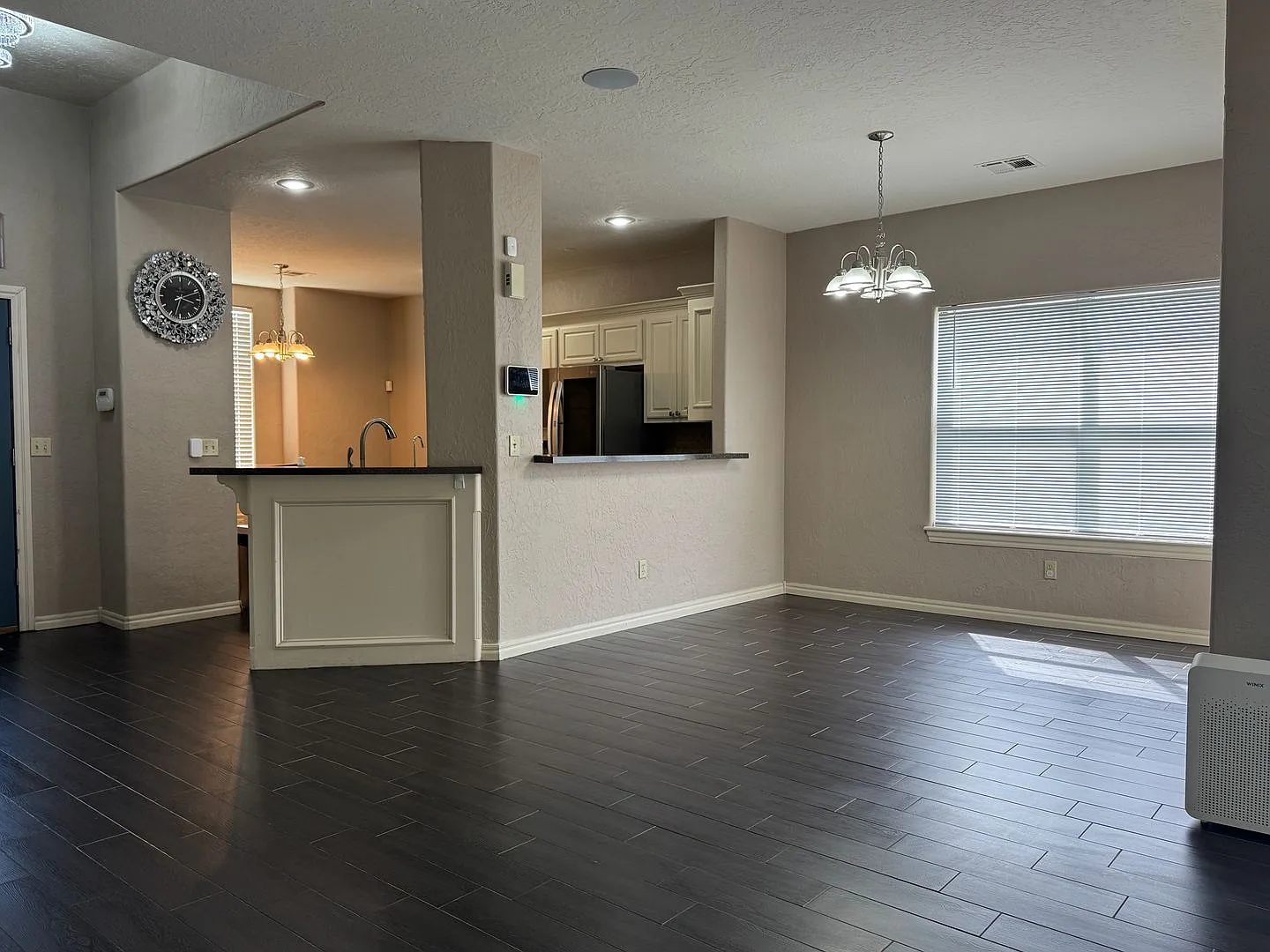 4413 Nw Wolf Creek Blvd - Hot New Listing! — Photo 3