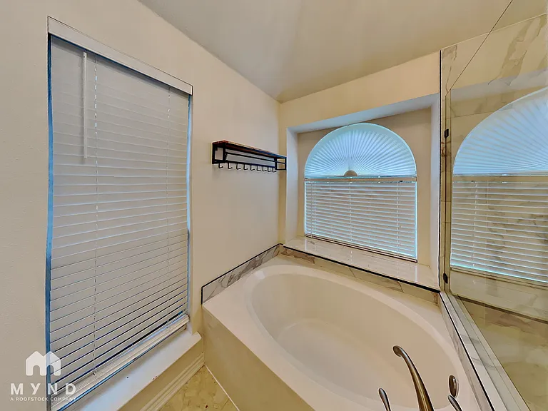 1257 Christopher Ln — Photo 10