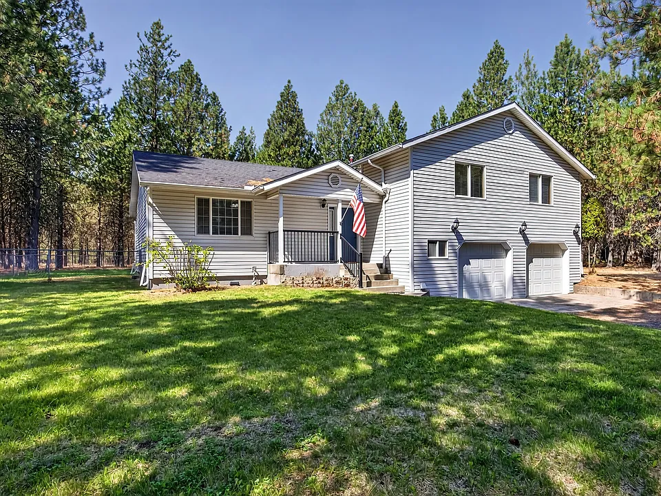 1011 N Fairchild Dr