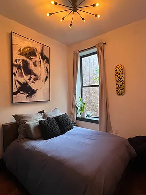 Rented by Delmark Realty LLC | media 27