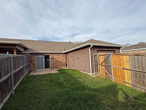 5th image of 7604 Cousteau Dr #1