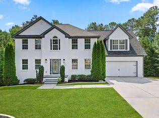 556 Taylor Dr, Loganville, GA 30052