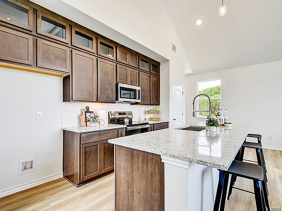 3rd image of 165 Slocum Drive