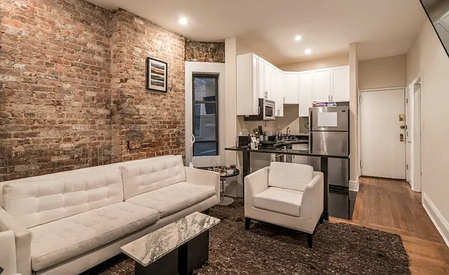 Rented by Douglas Elliman | media 37