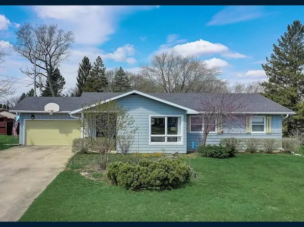 623 North Ferry DRIVE, Lake Mills, WI 53551