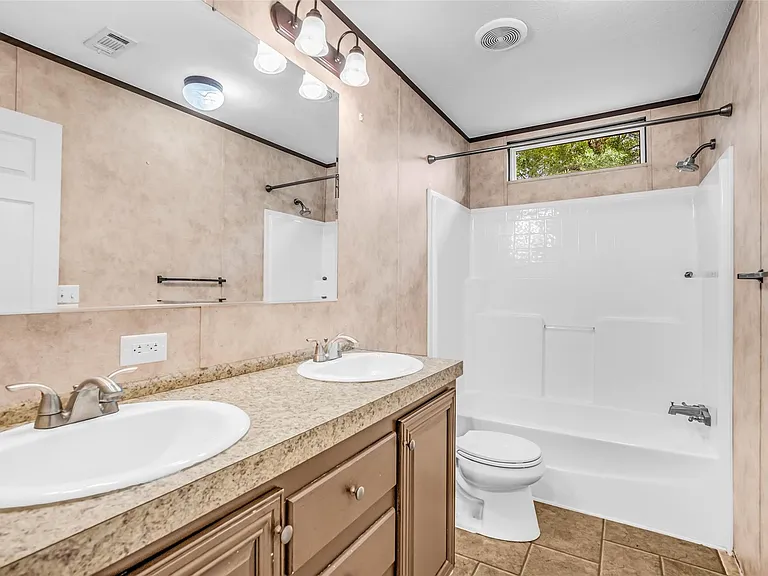15158 Schank Rd — Photo 11