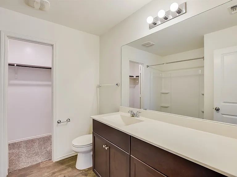 15401 Solstice Cv — Photo 13