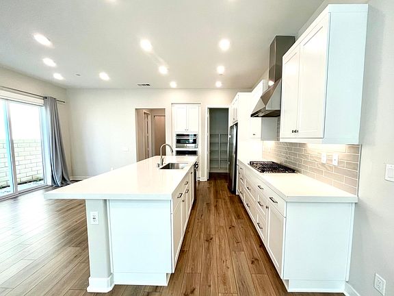 4th image of 27268 Red Willow Ct