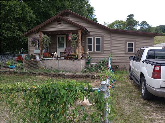2nd image of 24511 Highway 23