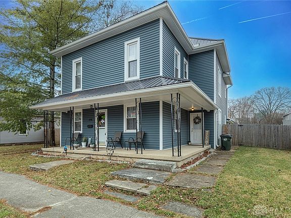 2nd image of 216 S Short St