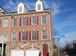 4571 Gossamer Way, Fairfax, VA 22033