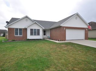 401 Maryland St, Parker City, IN 47368