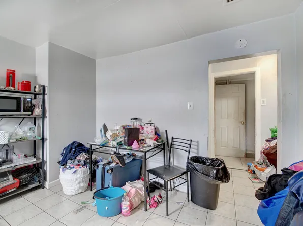 31 Lexington Avenue image 11 of 17