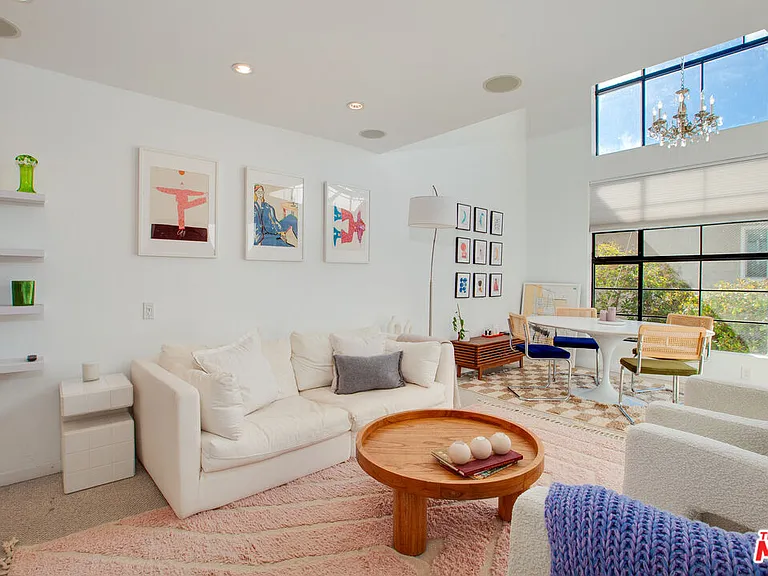 11645 Montana Ave #311 — Photo 9