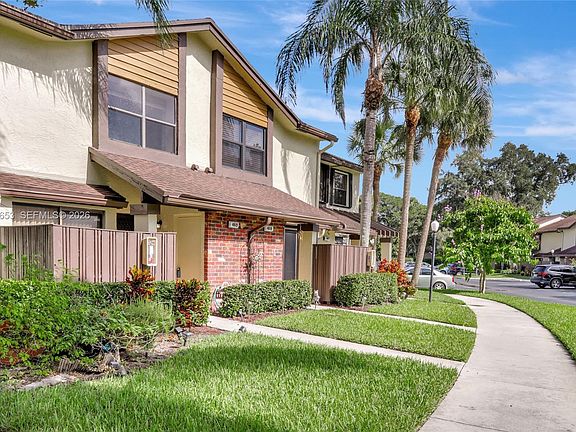2nd image of 4615 Carambola Cir S #27232