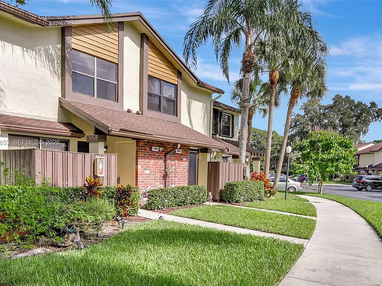 4615 Carambola Cir S #27232 — Photo 2