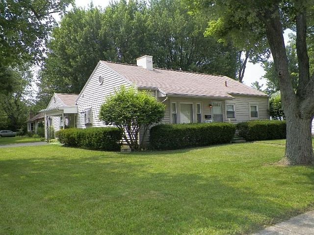 1st image of 223 Forestwood Ave