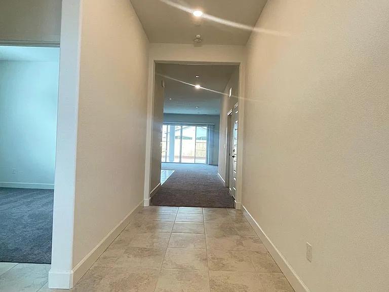 4955 Belles Ct — Photo 10