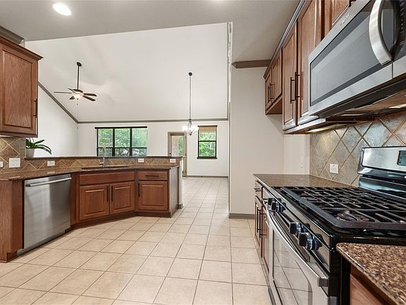 5th image of 8608 Alophia Dr