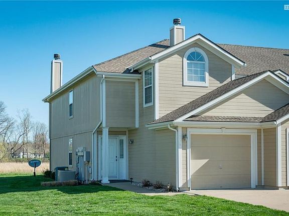 2nd image of 5726 NW Plantation Ln #177A