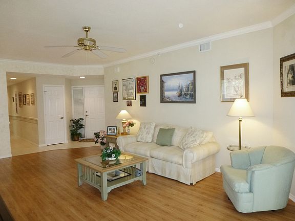 5th image of 700 Lalique Cir APT 1004