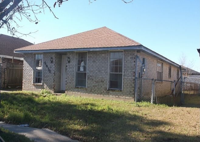 1st image of 5610 Bentley Dr