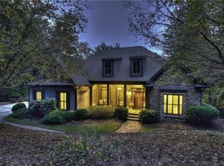 607 Wind Flower Dr, Sunset, SC 29685